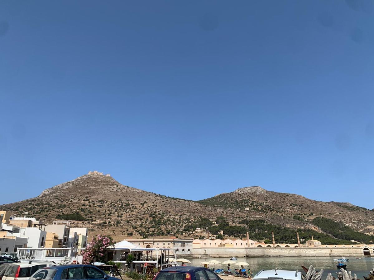 Favignana: La Porta Sul Mare * Favignana